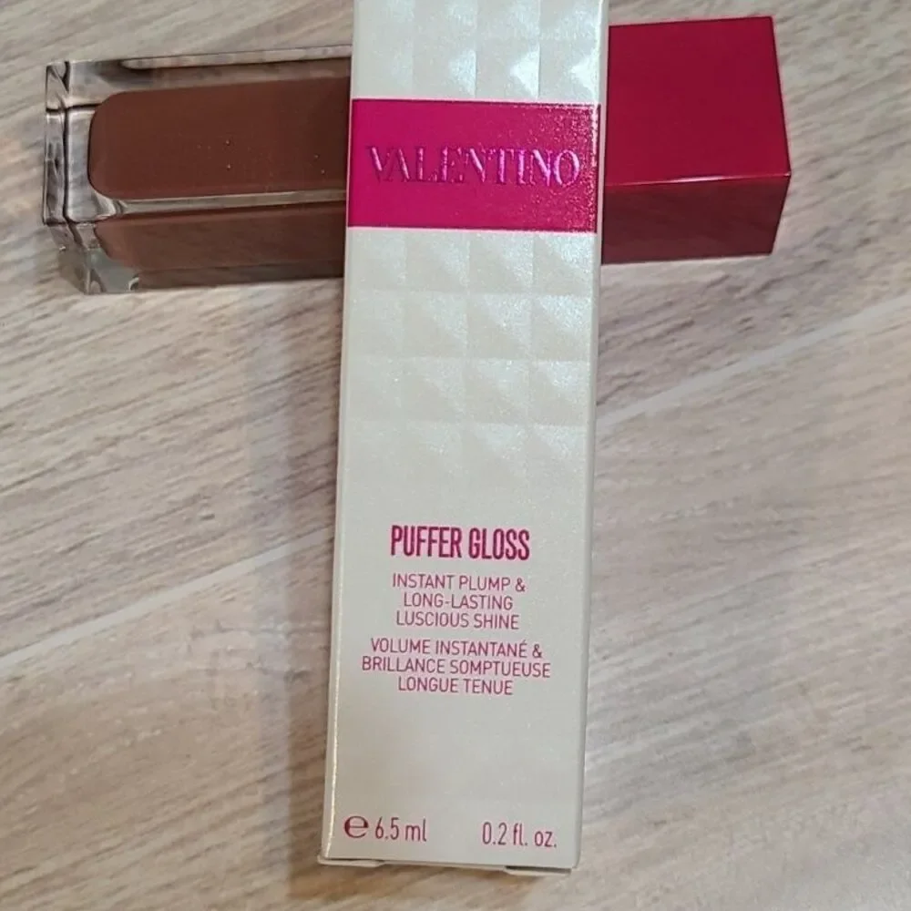 Valentino Puffer Gloss Lip Gloss 122A Warm It Up Plumping Shine Liquid NIB 0.2oz